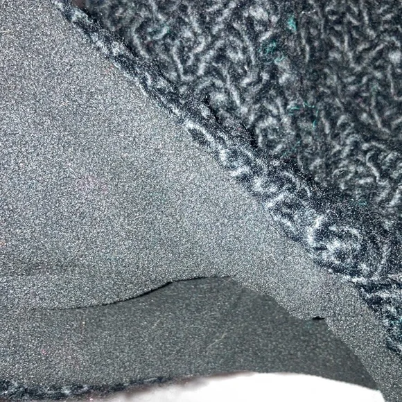 Chaos Toque - Picture 4 of 4